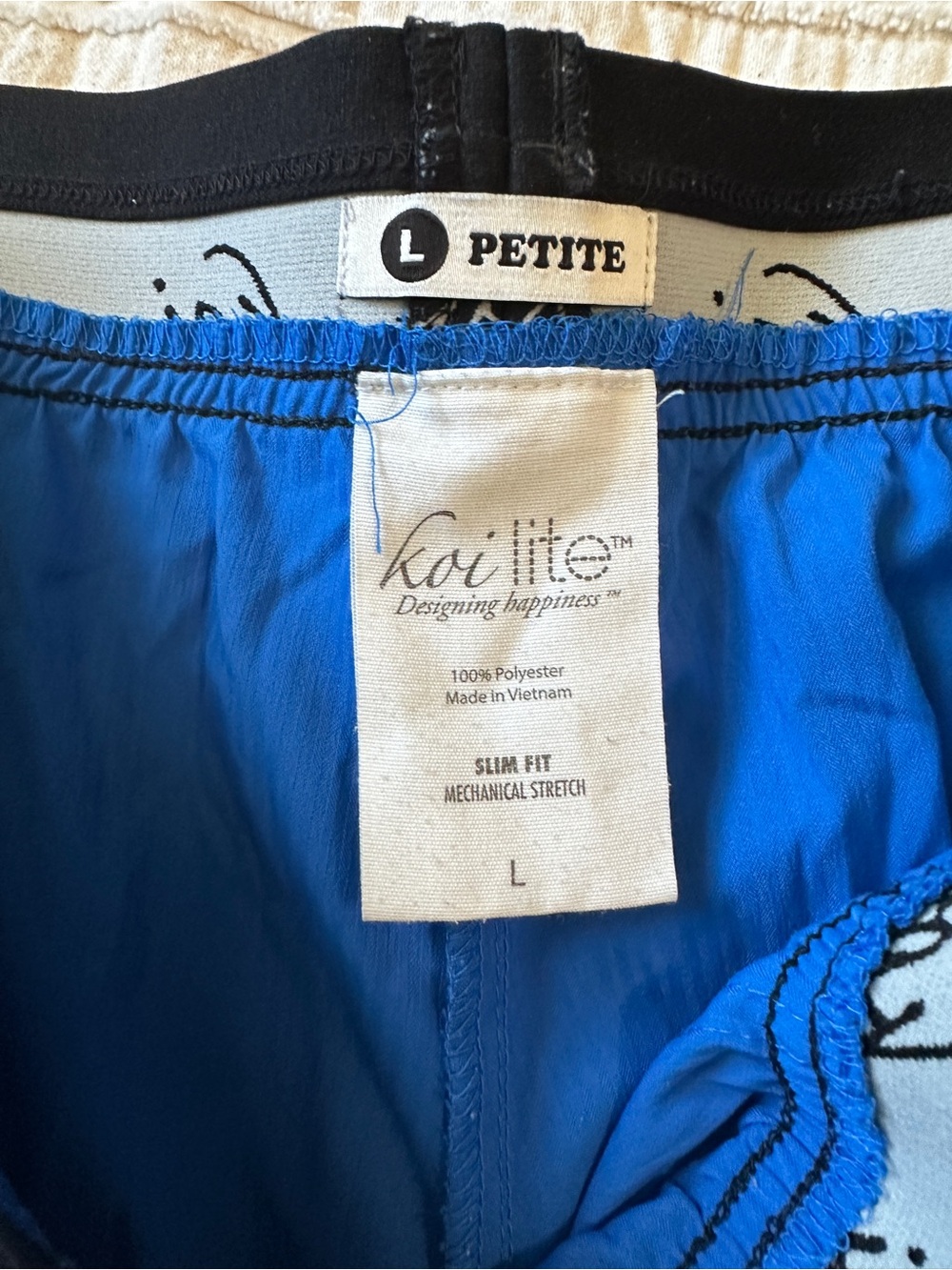 Koi blue scrub set - Picture 6 of 7